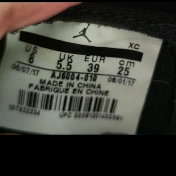 Nike Air Jordan's Low Blk Python Sneakers - Picture 10 of 10